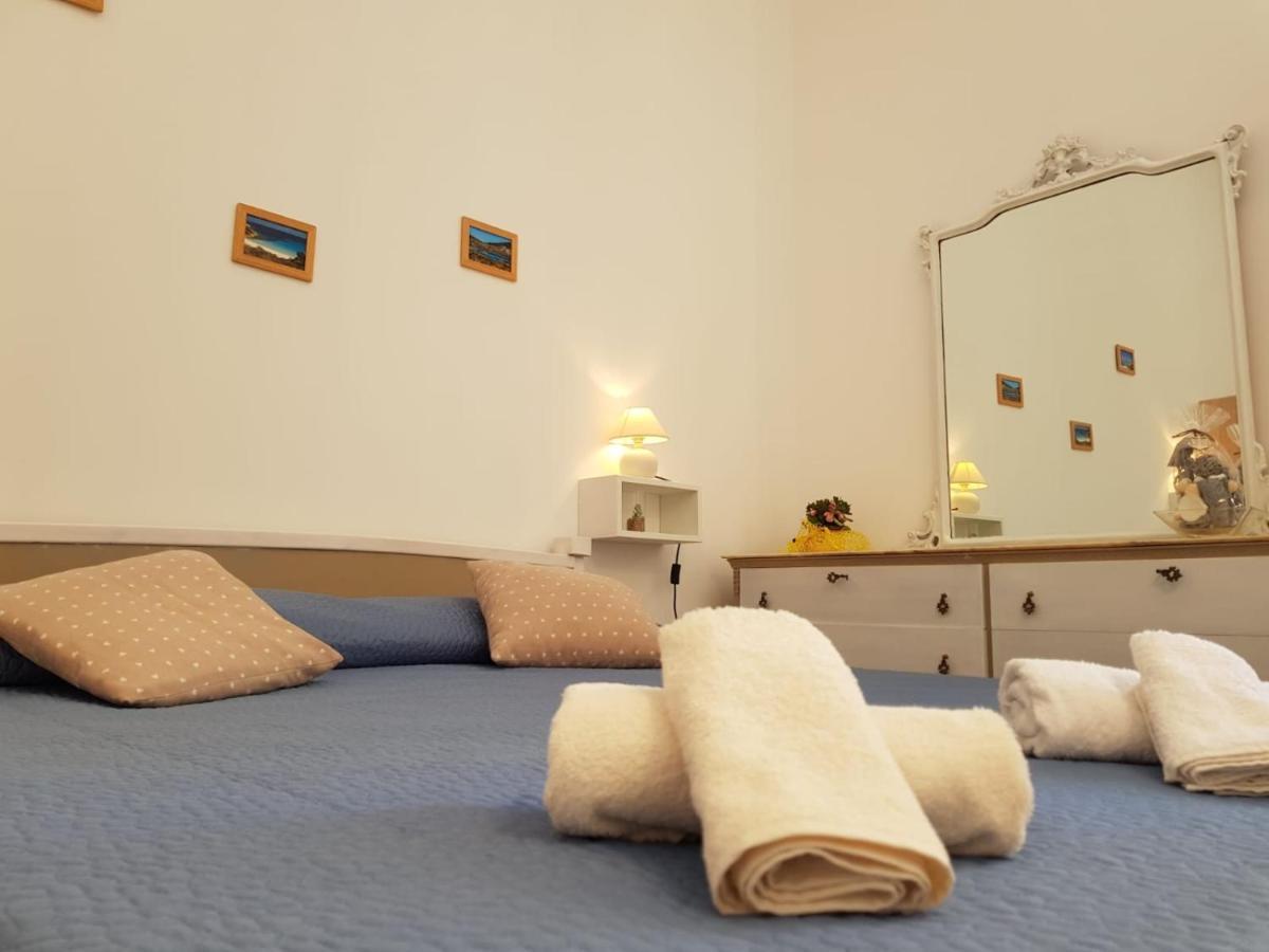 Bed and Breakfast Casa Di Giu Порто-Торрес Экстерьер фото