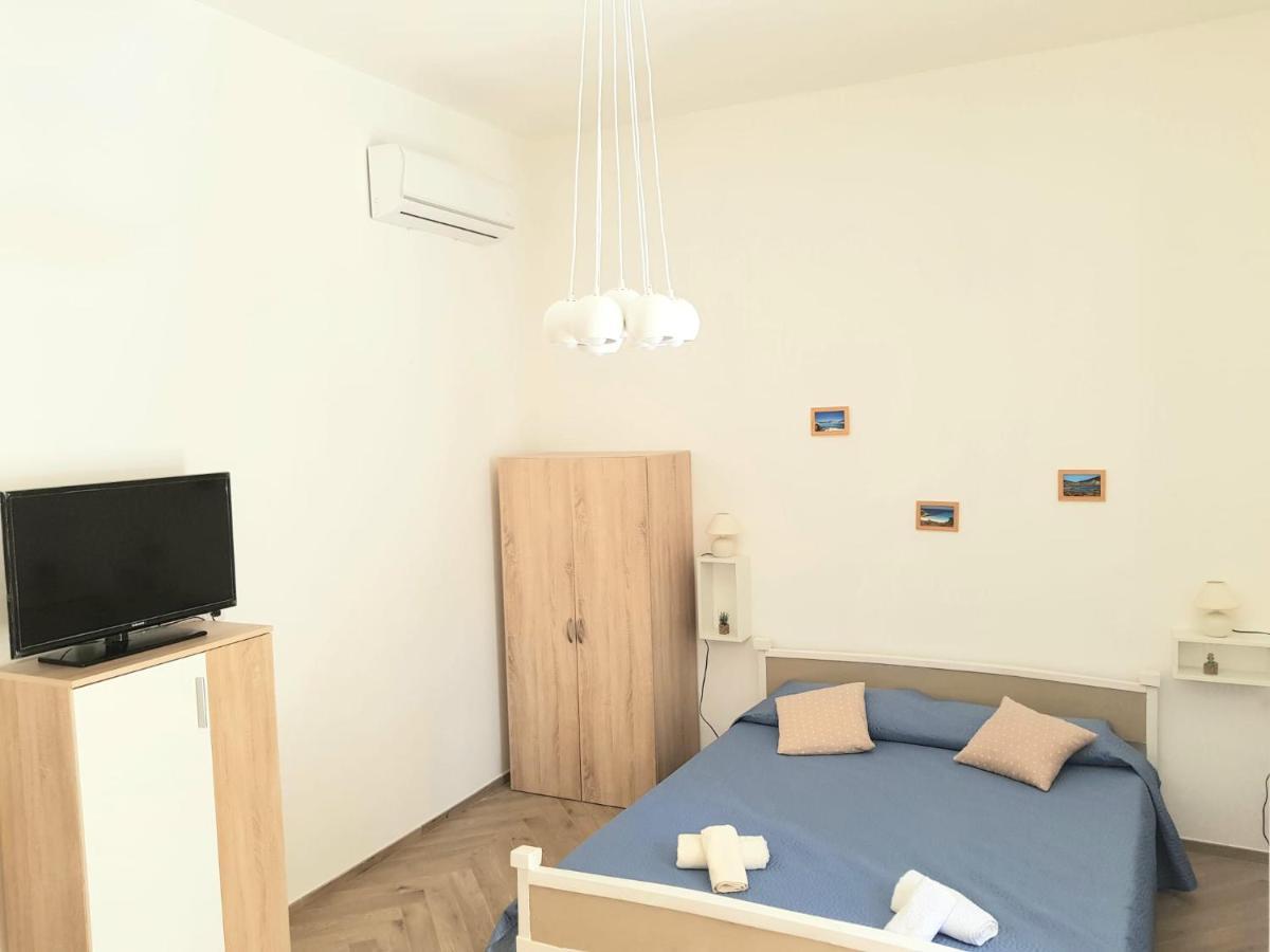 Bed and Breakfast Casa Di Giu Порто-Торрес Экстерьер фото